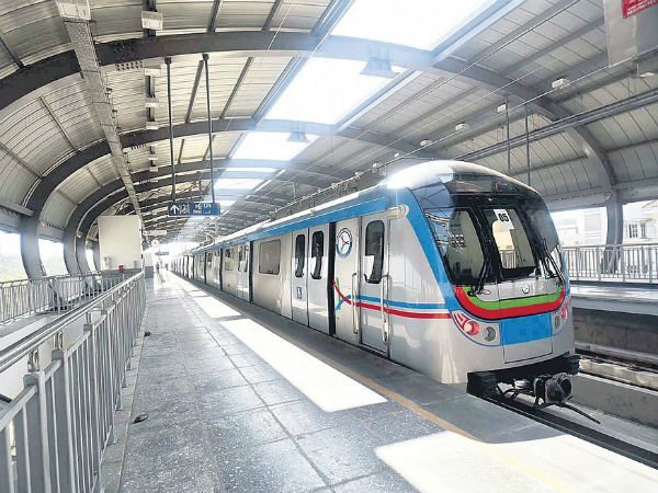 రూ.200 స్మార్ట్కార్డ్ తీసుకోవాలి
