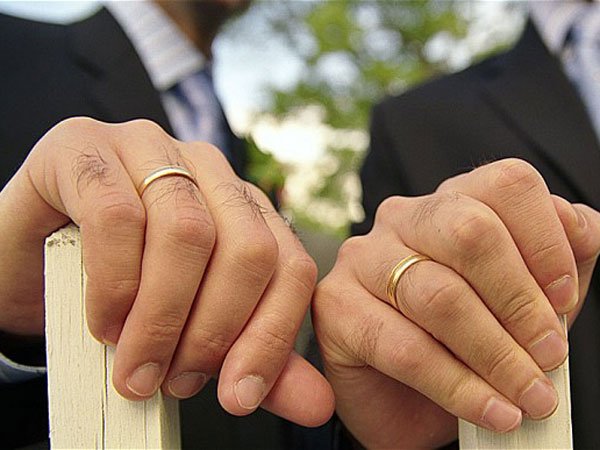 స్వలింగ సంపర్కులకు తొలి వివాహం ఫిబ్రవరిలో
