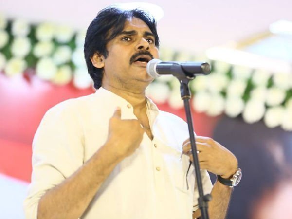 మా బస్సు యాత్రను చూసే పవన్ పోలవరం యాత్ర