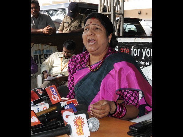 బాధ్యత తీసుకోవాలి..