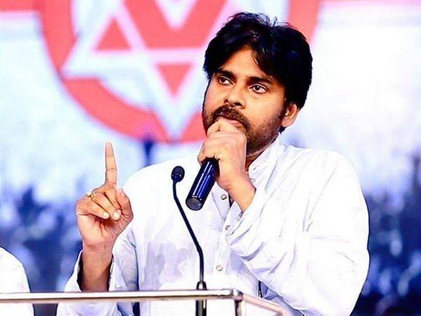 పవన్ కాన్వాయ్ ఆపేందుకు ప్రయత్నించిన ఫ్యాన్స్