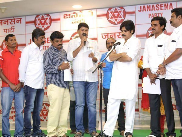 రైతులు విరాళాలు ఇచ్చి కూలీ చేస్తామంటున్నారు, థ్యాంక్స్