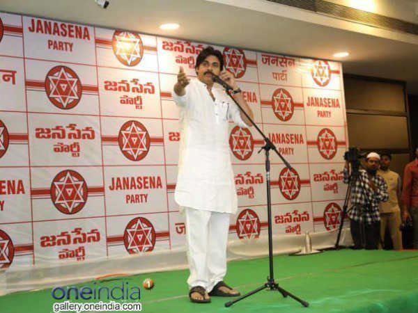 ప్రభుత్వాన్ని ఇబ్బంది పెట్టట్లేదు