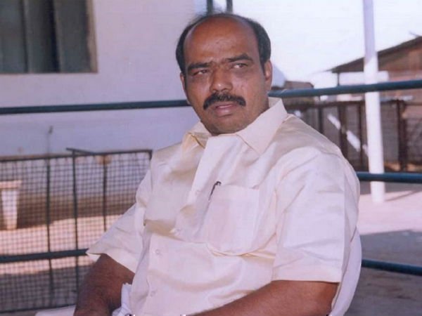పరిటాల రవి గుండు కొట్టించలేదు