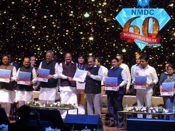 హైదరాబాద్ బిర్యానీపై వెంకయ్య