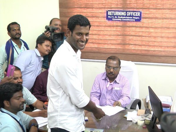 రాజకీయ ప్రవేశంపై త్వరలో ప్రకటన..