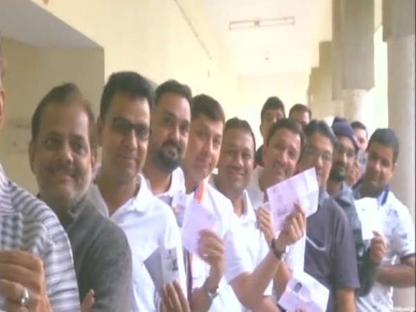 కాంగ్రెస్ ఎంపీ అహ్మద్ పటేల్