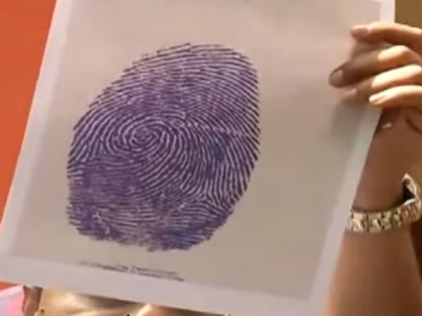 వేలి ముద్రల ఆధారంగా
