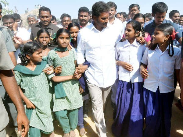 హైదరాబాద్, బెంగళూరు, చెన్నై ఆసుపత్రుల్లో వైద్యం