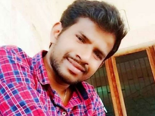 హైపర్ ఆదితో పోలిక