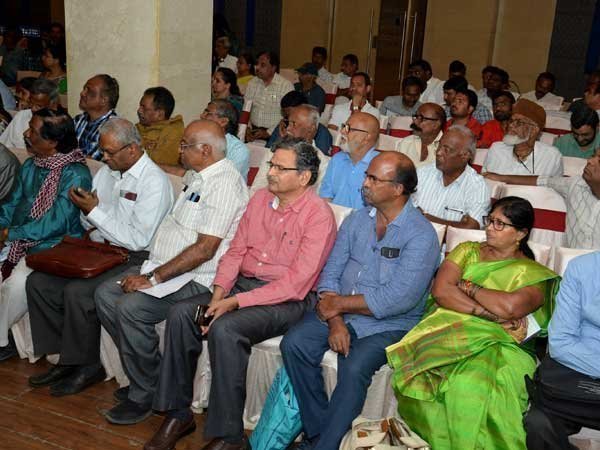 ఆ విషయం మనకు తెలుసు.