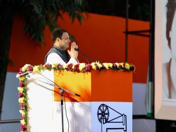 ఈ పాఠశాలల్లో చదివారు...