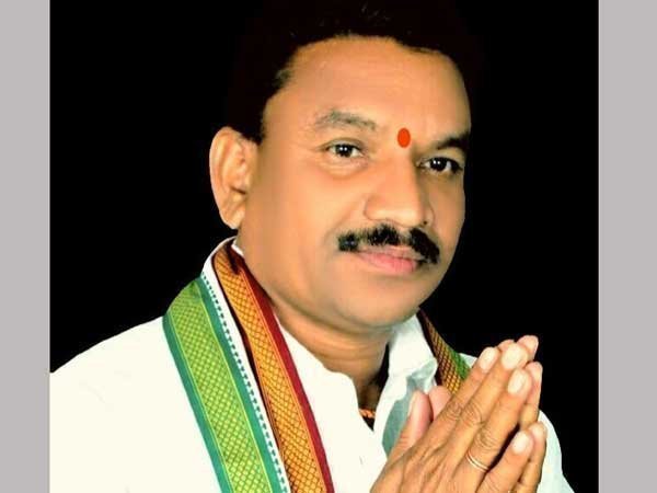 ఇతర పార్టీల నేతల కార్యకలాపాలపైనా ద్రుష్టి