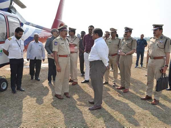 అందుకే కలెక్టర్లు, ఎస్పీల బదిలీ