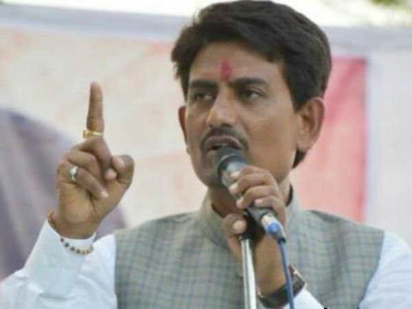 కాంగ్రెస్ ప్లాన్ అమలు