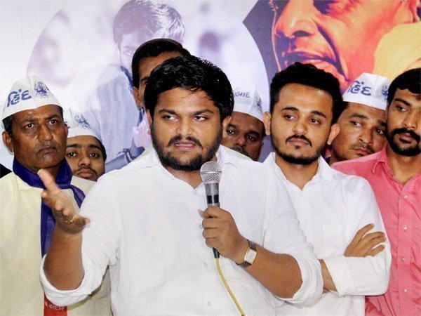 హర్దిక్ నుండి విడిపోయిన కీలక నేతలు