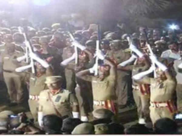 పోలీసుల మీద దాడి ?