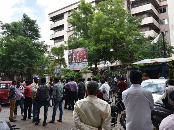 అందుకే ఆలస్యం