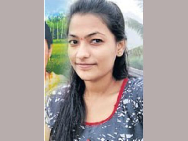 కూతురు సైతం ఎంబిఎ..