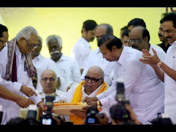కరుణానిధి పంతం !
