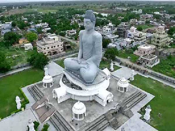 మంత్రుల బంగళాల చదరపు అడుగు నిర్మాణానికి రూ.7,916