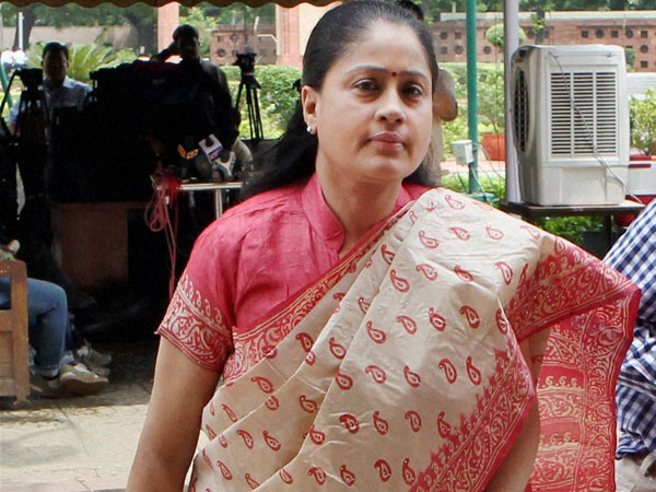 విజయశాంతిపై ఆయన ఇలా...