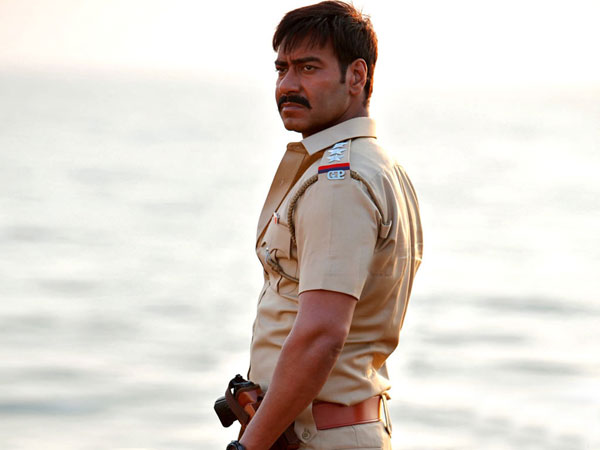 బాలీవుడ్, టాలీవుడ్ ప్రముఖులకు ఇలా ఆహ్వానం