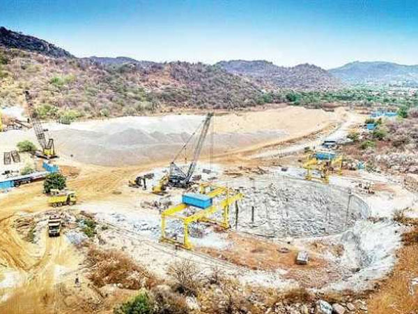 కేంద్రం తీరుపై తెలంగాణ సీఎం కేసీఆర్ ఇలా ఆశ్చర్యం