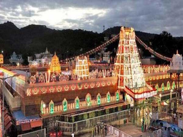 స్కామ్ సూత్రధారులు...