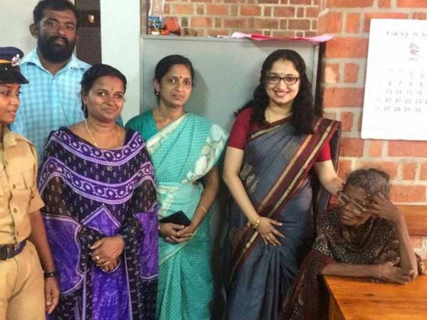 టీచర్ వృత్తిలో వల్సల