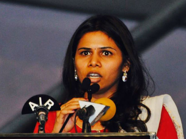 పవన్ సాధారణ జీవితాన్ని గడుపుతారు