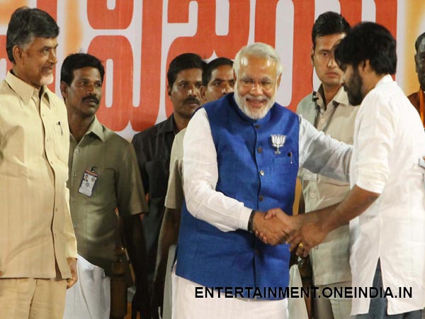 దూరం పాటిస్తూనే, ఆ ముద్ర చెరిపేసుకునేందుకా
