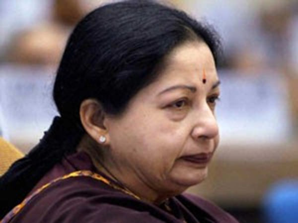 శశికళ ఫ్యామిలీ వంతు !