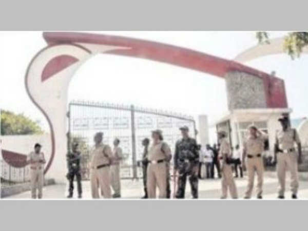 భరతమాత చిత్రపటాన్ని దగ్ధం చేయడమా?