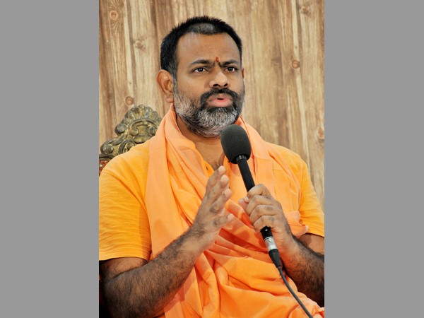 శాతవాహన వర్సిటీ రగడపై