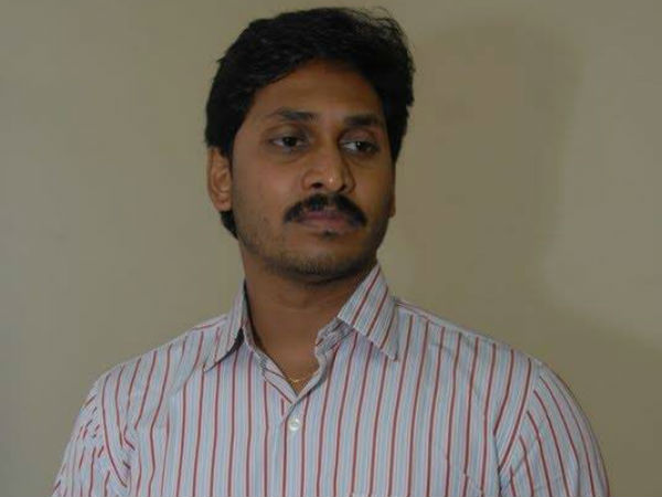 తొలి అవకాశం.. రేవతికి...