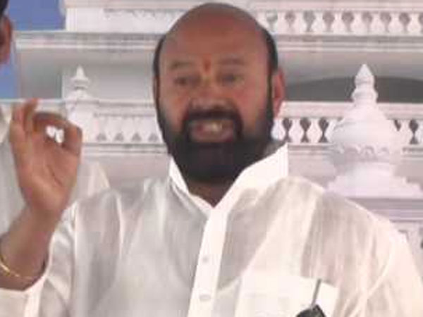 ముత్తిరెడ్డి యాదగిరి రెడ్డి ఏమవుతారు...