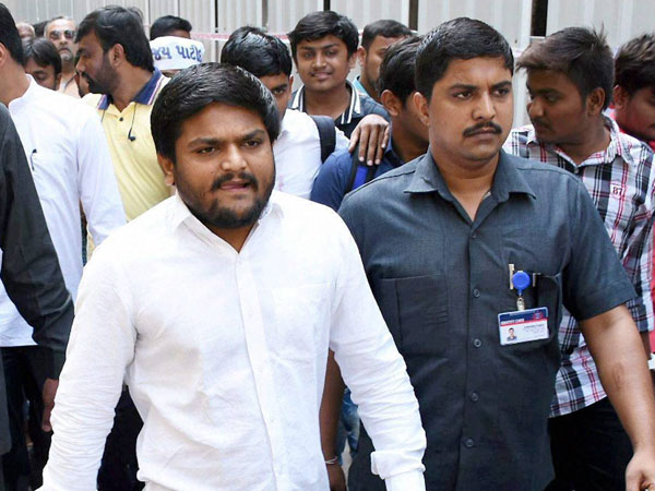 గౌరవించని బీజేపీతో ఎందుకని పాస్ నేత పిలుపు