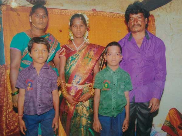 Seven die in a family at Pamukunta Seven die in a family at Pamukunta