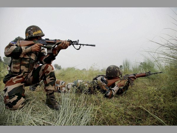 Indian Army crossed LoC to kill three Pakistani soldiers Indian Army crossed LoC to kill three Pakistani soldiers
