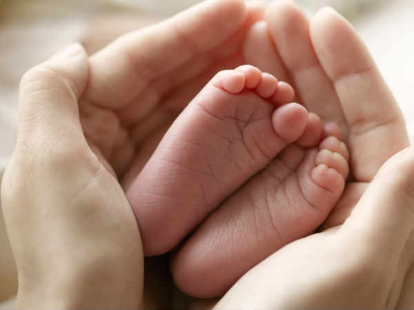 Civic body announces Rs 5 lakh incentive for girl child born on New Year in Bengaluru Civic body announces Rs 5 lakh incentive for girl child born on New Year in Bengaluru