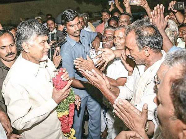 CRDA Farmers met Chandrababu ... request for registrations ... CRDA Farmers met Chandrababu ... request for registrations ...