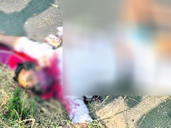 A farmer neck then his head cut and collapsed. A farmer neck then his head cut and collapsed.