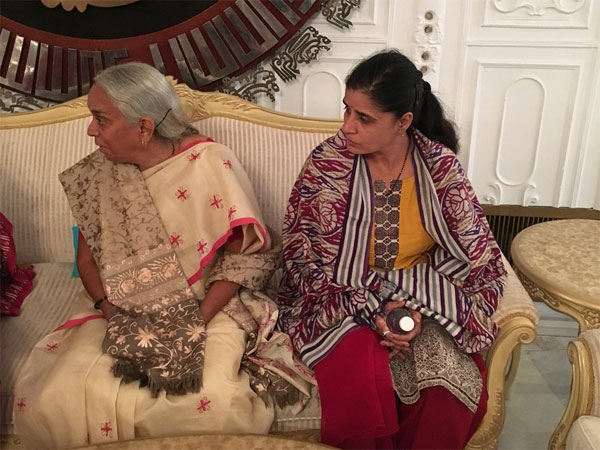 Kulbhushan Jadhav's wife, mother to meet him in Pakistan today Kulbhushan Jadhav's wife, mother to meet him in Pakistan today