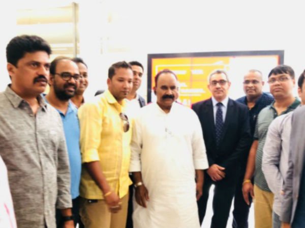 Nayini Narshimha Reddy get warm welcome in Australia Nayini Narshimha Reddy get warm welcome in Australia