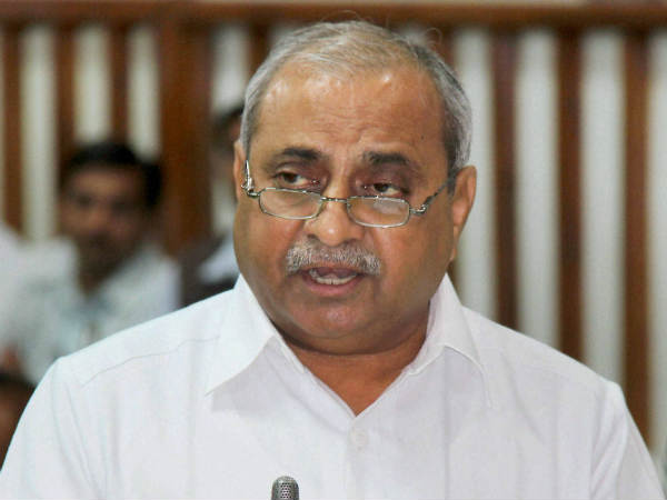 Nitin Patel agrees to take charge after assurance from Amit Shah Nitin Patel agrees to take charge after assurance from Amit Shah