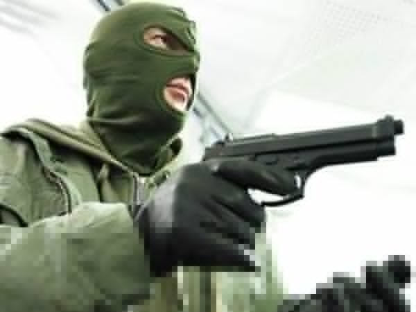 Robbed like in Khaki movie at Tirupathi Robbed like in Khaki movie at Tirupathi