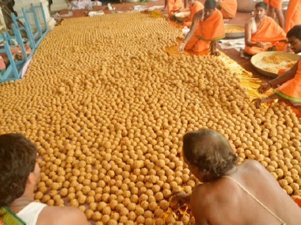 The TTD has resolved to market its New Year diaries and calendars through online stores The TTD has resolved to market its New Year diaries and calendars through online stores