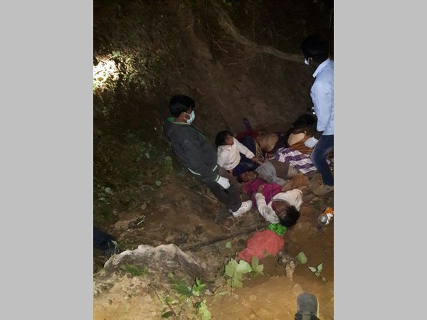 3 killed, 9 injured as van Falls Down Valley 3 killed, 9 injured as van Falls Down Valley