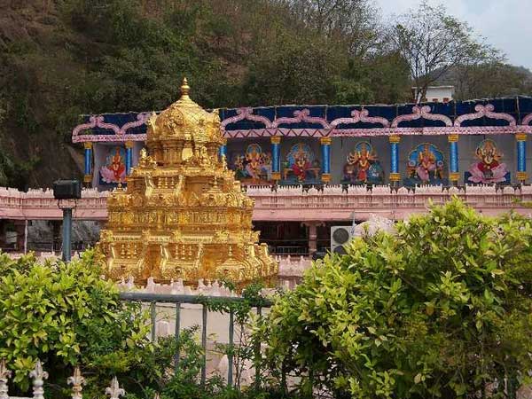 అమ్మవారికి అలంకరణ చేశాం